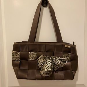 Comely seatbelt purse